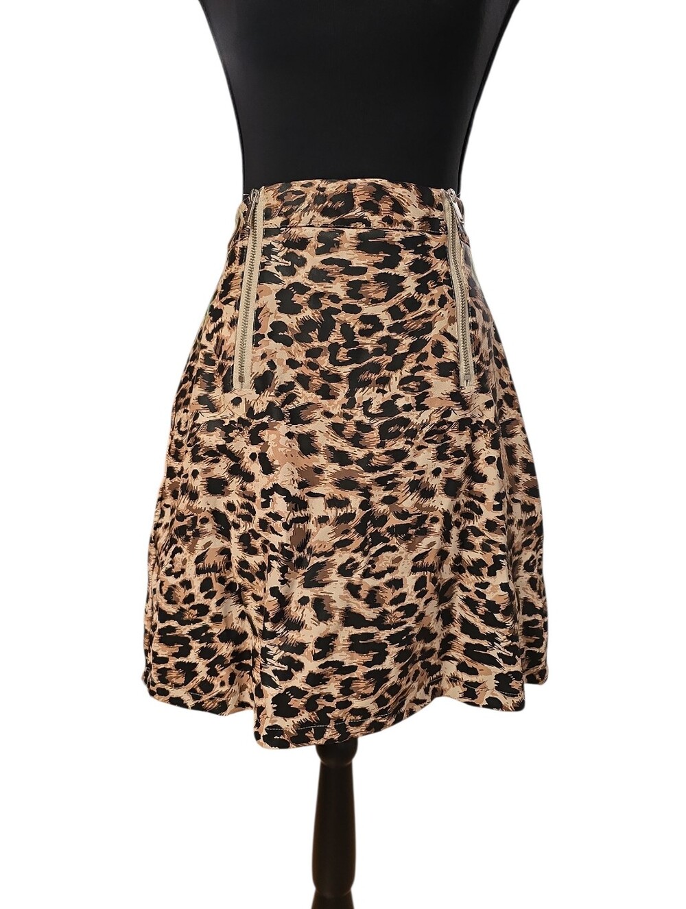 OPPA! Leopard Print Mini Skirt with Front Zippers - Beige/Black 1X - Picture 4 of 4